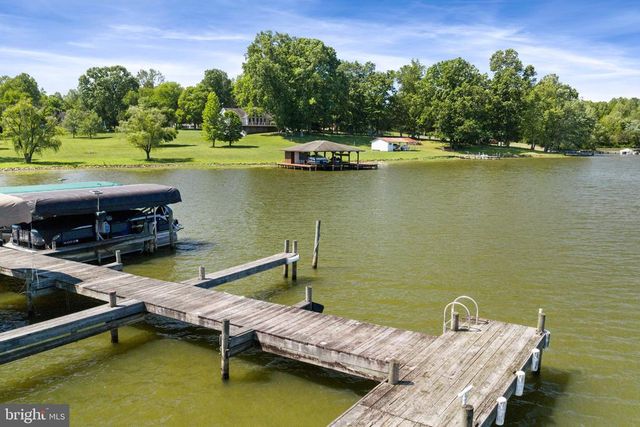 161 TROY RD, Louisa, VA 23093