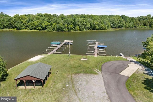 161 TROY RD, Louisa, VA 23093