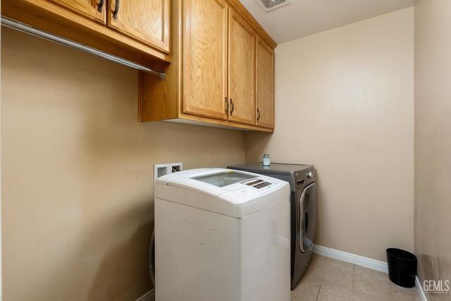 11315 Pacific Shores Drive, Bakersfield, CA 93312