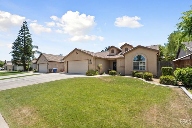 11315 Pacific Shores Drive, Bakersfield, CA 93312