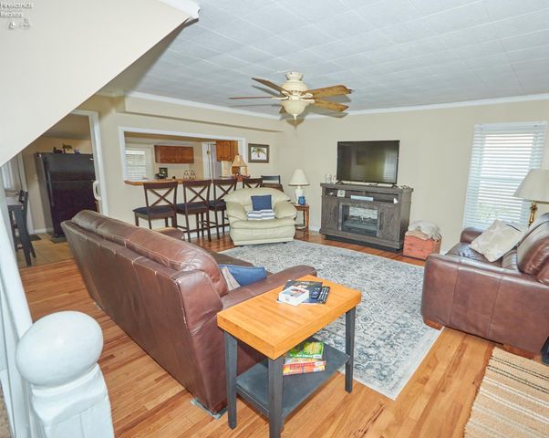 33 Northview Place, Huron, OH 44839