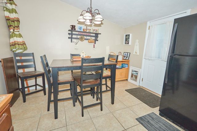 33 Northview Place, Huron, OH 44839