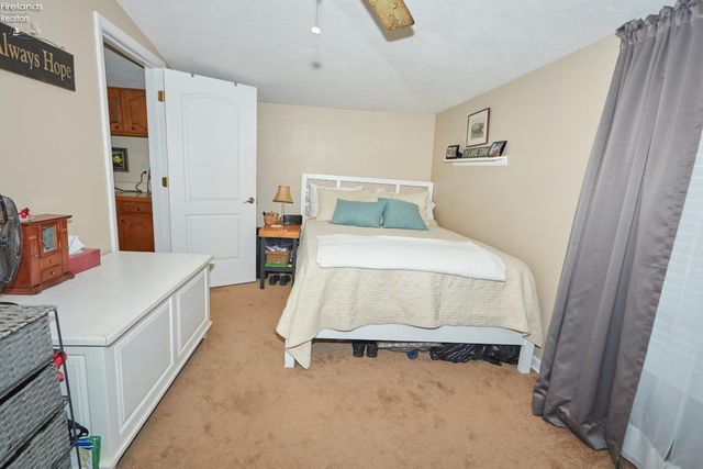 33 Northview Place, Huron, OH 44839