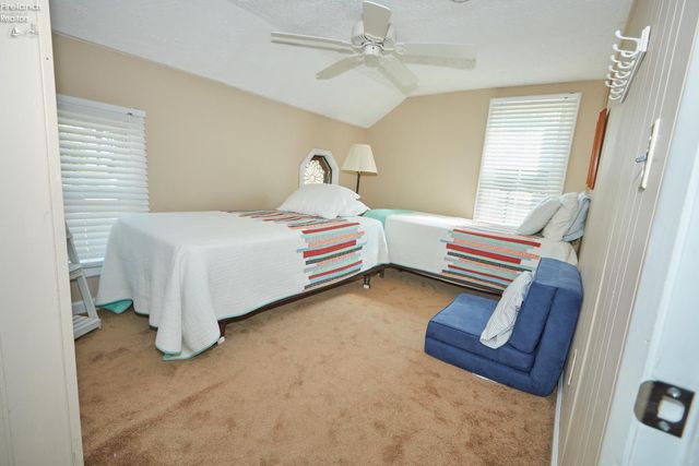 33 Northview Place, Huron, OH 44839