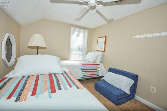 33 Northview Place, Huron, OH 44839