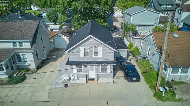 33 Northview Place, Huron, OH 44839