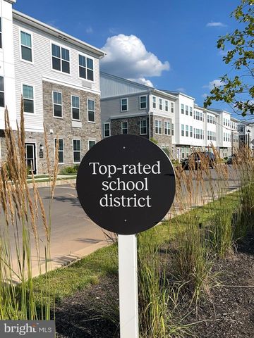 119 STOUTSBURG BLVD, Pennington, NJ 08534