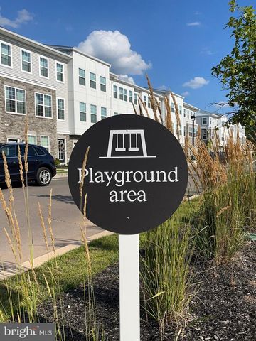 119 STOUTSBURG BLVD, Pennington, NJ 08534