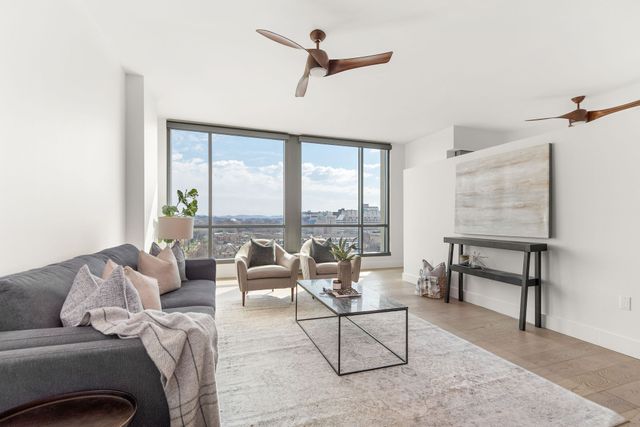 900 20th Ave S Apt 1406, Nashville, TN 37212
