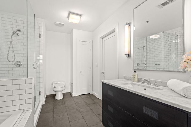 900 20th Ave S Apt 1406, Nashville, TN 37212