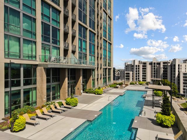 900 20th Ave S Apt 1406, Nashville, TN 37212