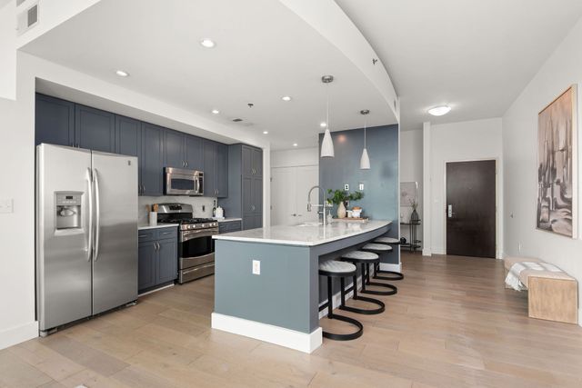 900 20th Ave S Apt 1406, Nashville, TN 37212