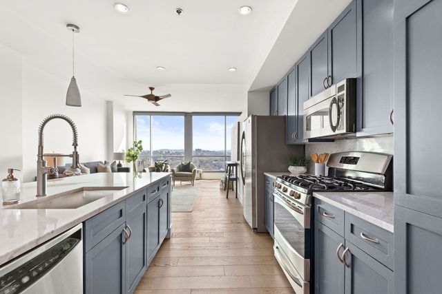 900 20th Ave S Apt 1406, Nashville, TN 37212