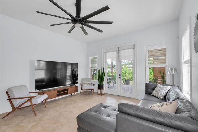 3003 W LEROY STREET, Tampa, FL 33607