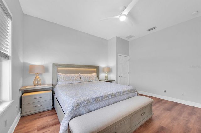 3003 W LEROY STREET, Tampa, FL 33607