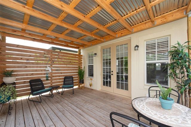 3003 W LEROY STREET, Tampa, FL 33607