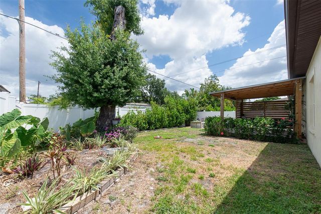 3003 W LEROY STREET, Tampa, FL 33607