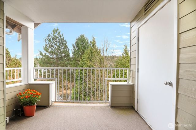 910 Medical Center Drive #B-203, Arlington, WA 98223