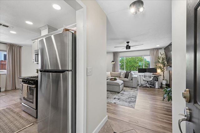 7724 Spring Valley Ave, Citrus Heights, CA 95610