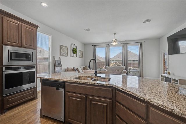 11713 Buckthorn Drive, Fort Worth, TX 76108
