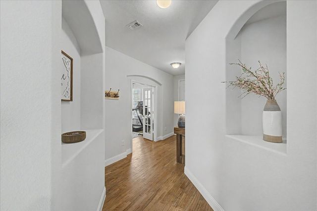 11713 Buckthorn Drive, Fort Worth, TX 76108