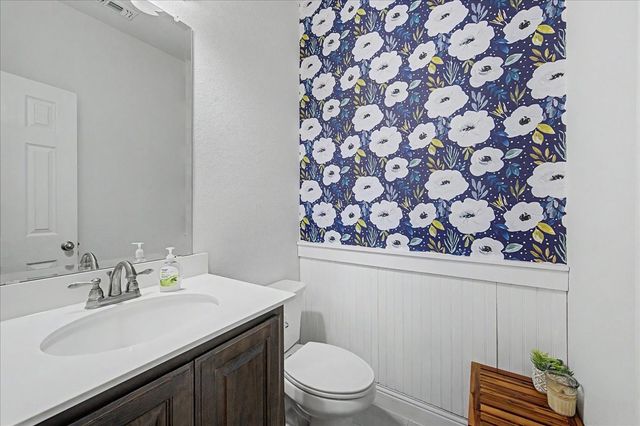 11713 Buckthorn Drive, Fort Worth, TX 76108