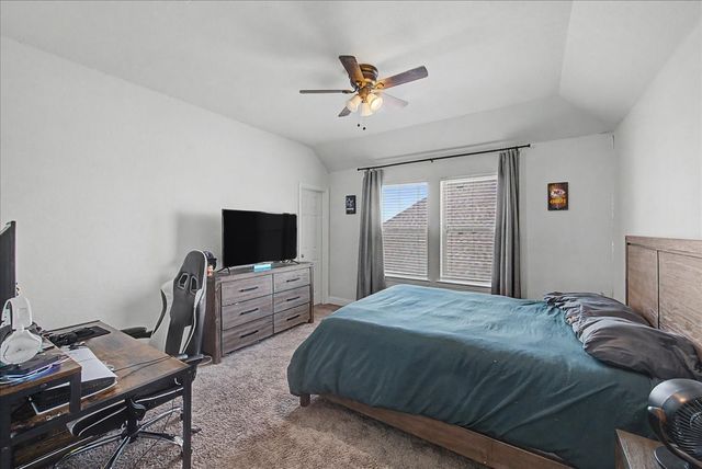 11713 Buckthorn Drive, Fort Worth, TX 76108
