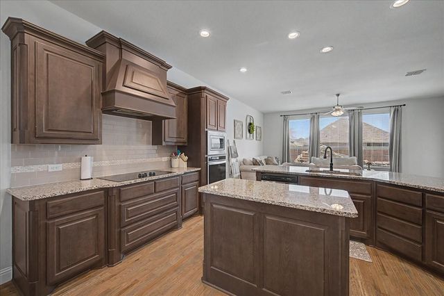 11713 Buckthorn Drive, Fort Worth, TX 76108