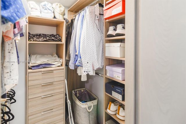 1980 S Ocean Dr PHG, Hallandale Beach, FL 33009