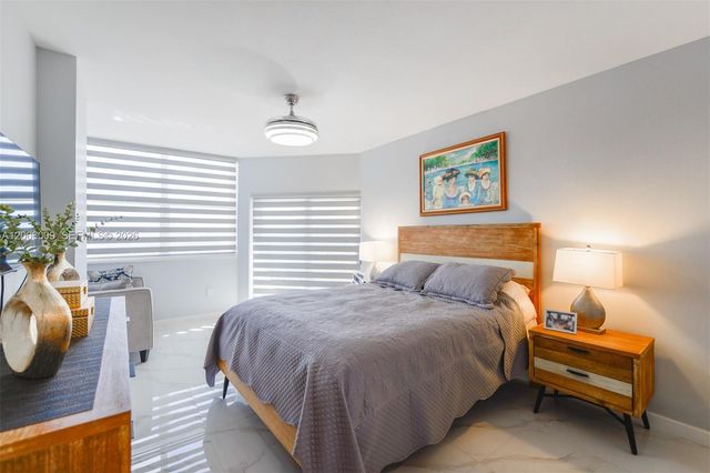 1980 S Ocean Dr PHG, Hallandale Beach, FL 33009