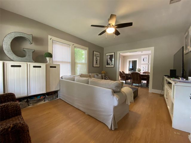 4116 Case Street, West University Place, TX 77005