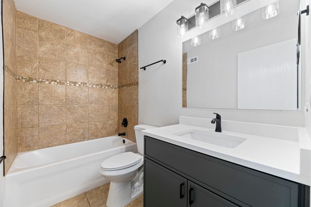 1835 S Ridgeway Avenue, Chicago, IL 60623