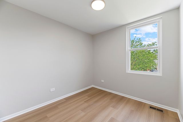 1835 S Ridgeway Avenue, Chicago, IL 60623
