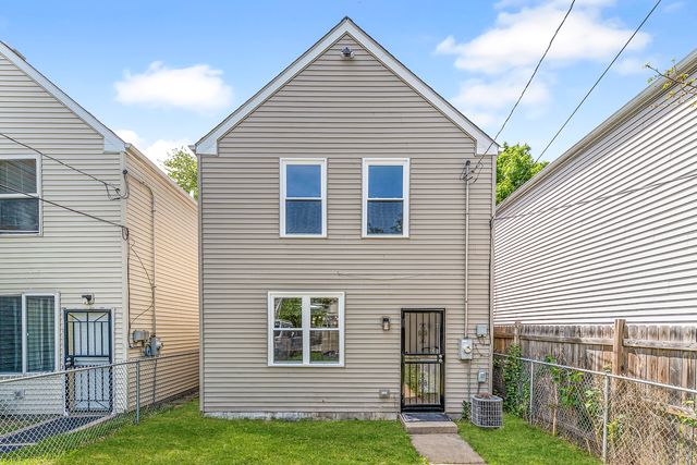 1835 S Ridgeway Avenue, Chicago, IL 60623