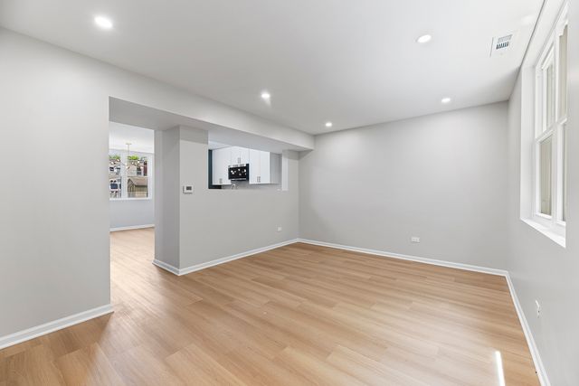 1835 S Ridgeway Avenue, Chicago, IL 60623