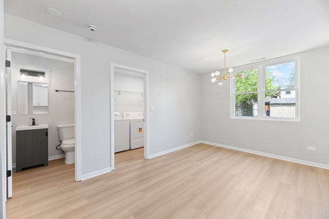 1835 S Ridgeway Avenue, Chicago, IL 60623