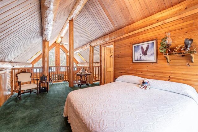 11550 N Hilltop Drive, Irons, MI 49644