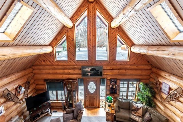 11550 N Hilltop Drive, Irons, MI 49644