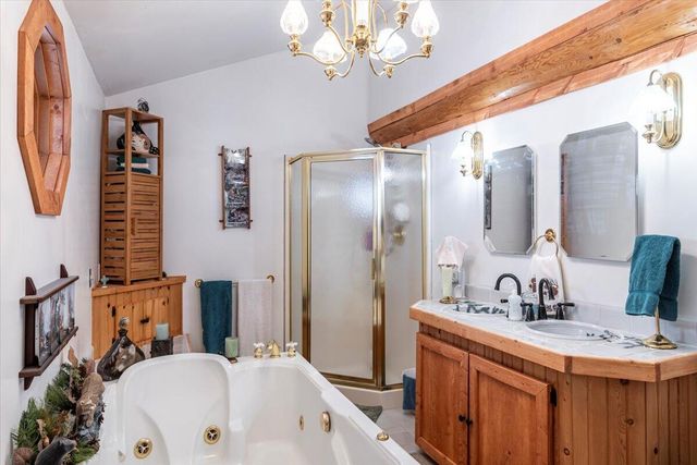 11550 N Hilltop Drive, Irons, MI 49644