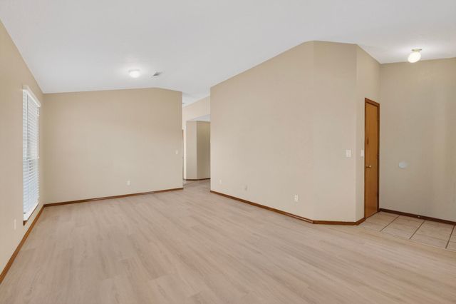 7109 Acton Court NW, Albuquerque, NM 87114