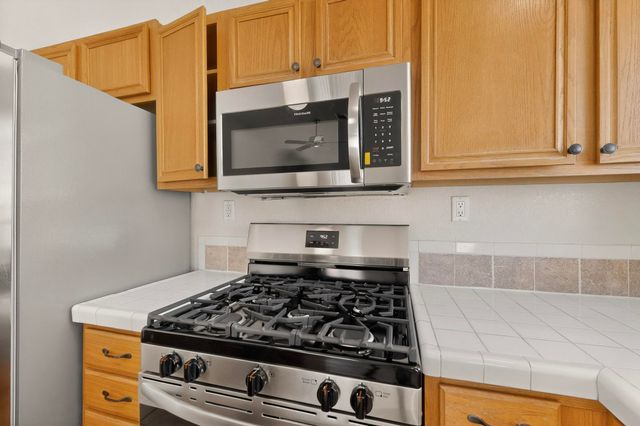 7109 Acton Court NW, Albuquerque, NM 87114