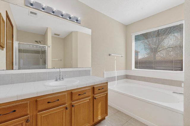 7109 Acton Court NW, Albuquerque, NM 87114