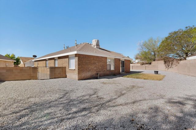 7109 Acton Court NW, Albuquerque, NM 87114