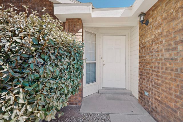 7109 Acton Court NW, Albuquerque, NM 87114