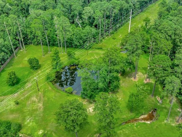 2104 Brentwood Drive, Lufkin, TX 75901