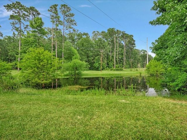 2104 Brentwood Drive, Lufkin, TX 75901