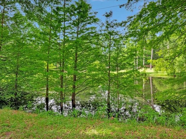 2104 Brentwood Drive, Lufkin, TX 75901