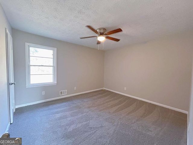 523 Vineyard Road, Griffin, GA 30223