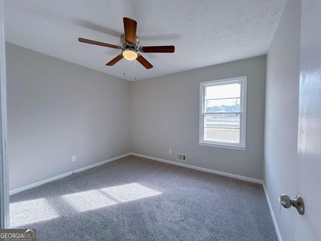 523 Vineyard Road, Griffin, GA 30223