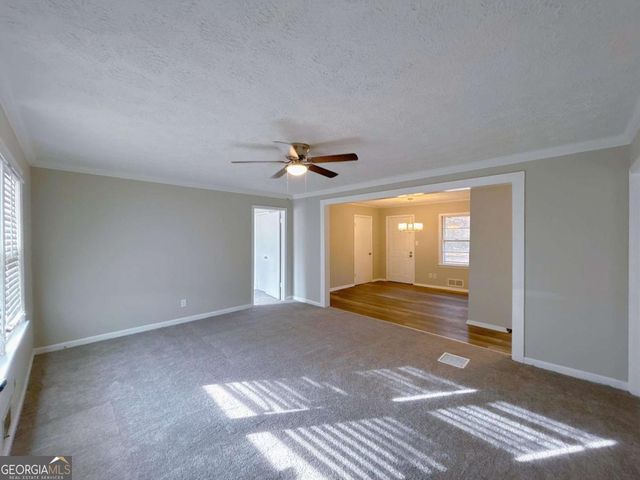 523 Vineyard Road, Griffin, GA 30223